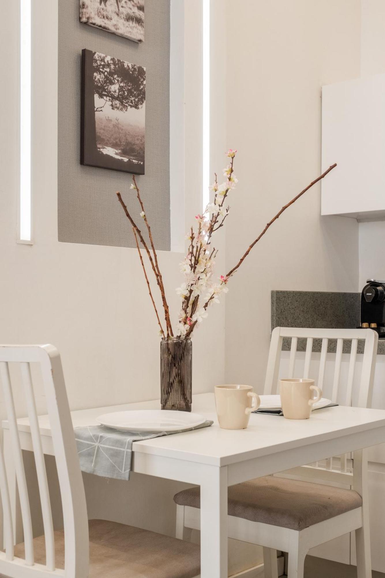 Dinning Room, Bedroom And Balcony Jerusalén Exterior foto